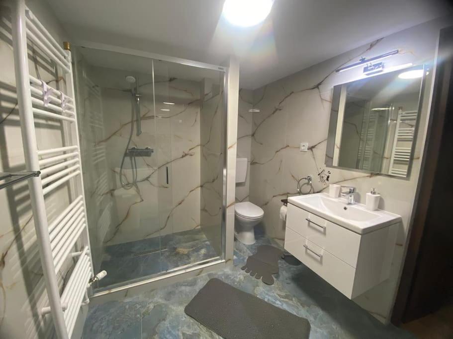 Cabana Cerbul De Aur Sub Cetate Zewnętrze zdjęcie